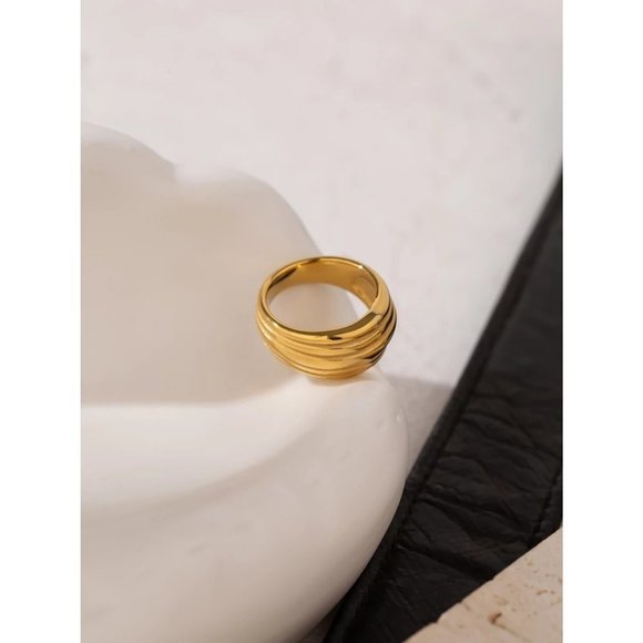 NEW 18K Gold Plated Textured Layer Ring - Picture 8 of 9